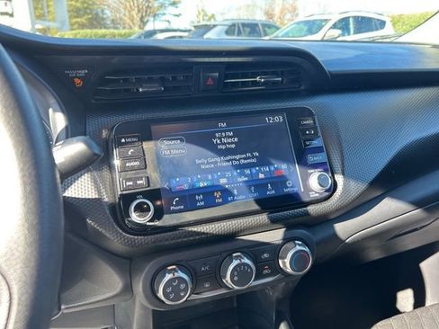 Used 2024 Nissan Kicks SV image 20