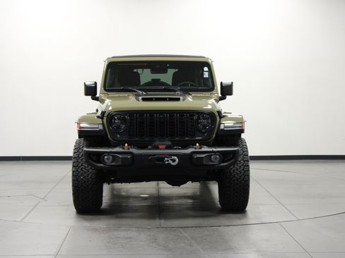 Used 2025 Jeep Wrangler Unlimited Rubicon 392 AWD/4WD image 9