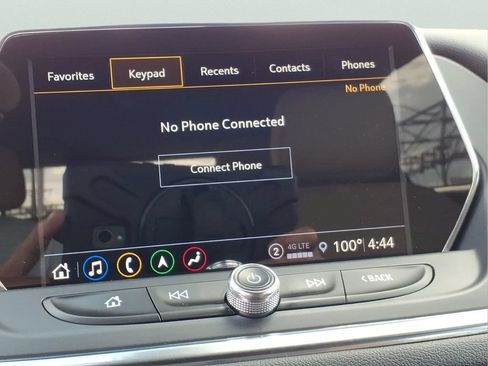 Used 2022 Chevrolet Blazer Premier w/ Enhanced Convenience Package FWD image 8