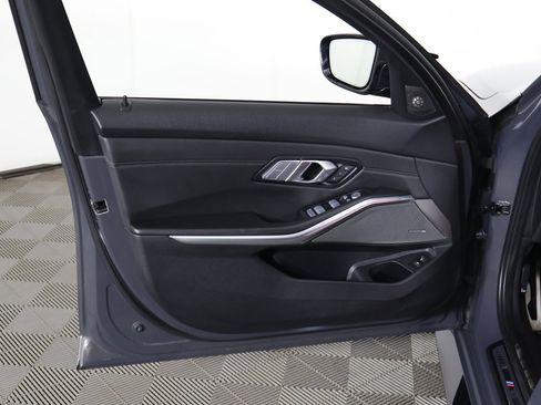 Used 2024 BMW M3 Competition image 28