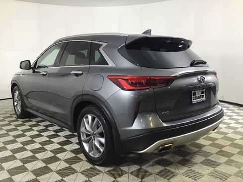 Used 2021 INFINITI QX50 Essential w/ Convenience Package image 5