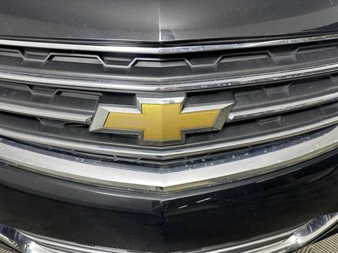 Used 2017 Chevrolet Traverse Premier FWD image 15
