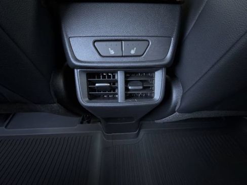 New 2027 Chevrolet Equinox ACTIV w/ Safety and Technology Package FWD image 19