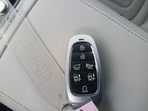 Used 2023 Hyundai Tucson Limited FWD image 6