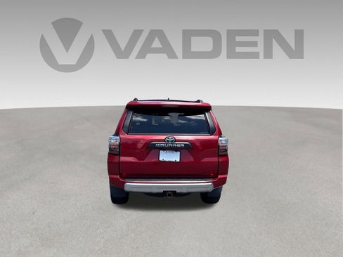 Used 2017 Toyota 4Runner TRD Off-Road AWD/4WD image 22