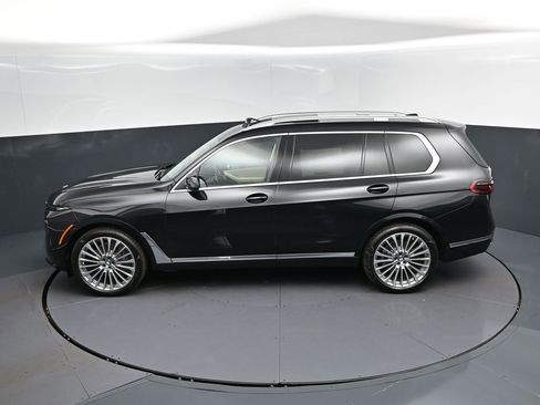 New 2026 BMW X7 xDrive40i AWD/4WD image 33