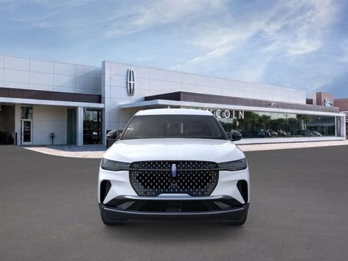 New 2026 Lincoln Nautilus Premier AWD/4WD image 7