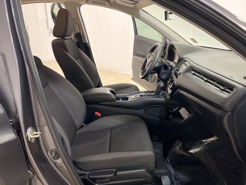 Used 2020 Honda HR-V LX image 14