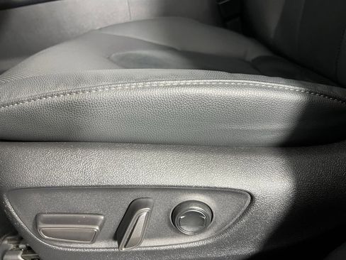 Used 2024 Toyota Grand Highlander AWD Hybrid image 25