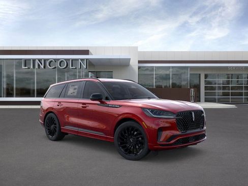 New 2026 Lincoln Aviator Reserve w/ Jet Appearance Package image 7