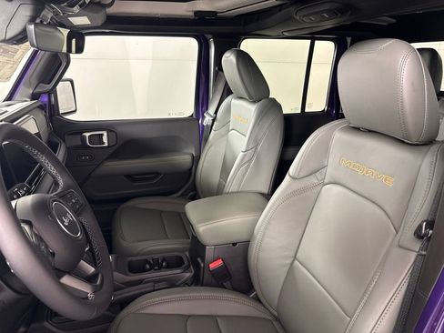 New 2026 Jeep Gladiator Mojave AWD/4WD image 31