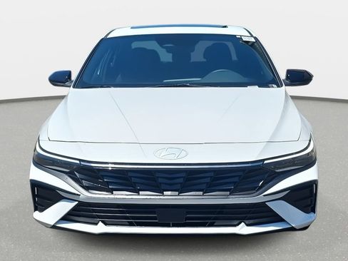 New 2026 Hyundai Elantra SEL Sport Premium FWD image 2