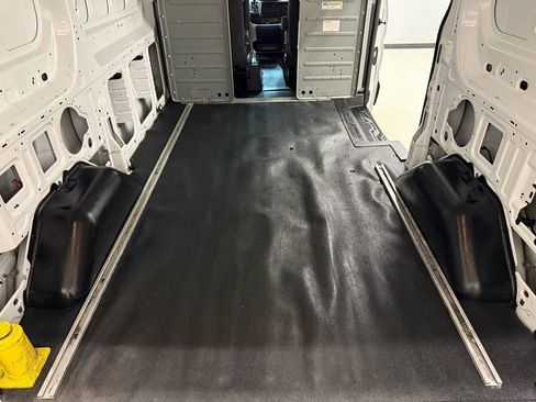 Used 2016 Ford Transit 250 130 Low Roof image 45