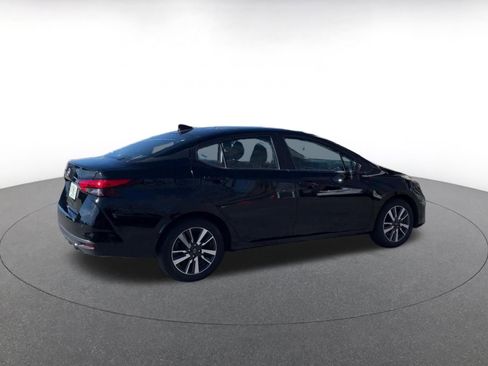 Used 2025 Nissan Versa SV image 15