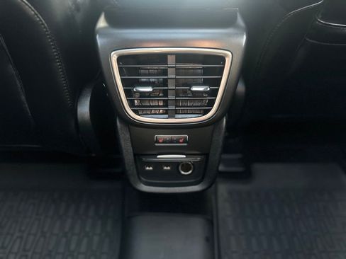 Used 2019 Lincoln Nautilus Reserve image 21