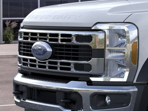 New 2026 Ford F600 4x4 Regular Cab Super Duty w/ XL Chrome Package image 17