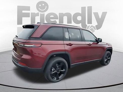 New 2025 Jeep Grand Cherokee Limited w/ Black Appearance Package AWD/4WD image 5