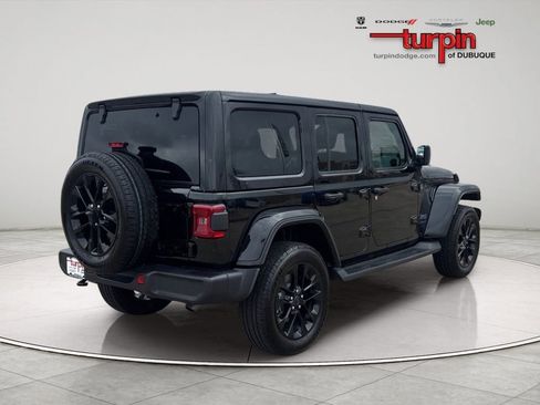 Used 2025 Jeep Wrangler Sahara 4xe AWD/4WD image 5