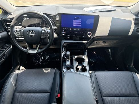 Used 2025 Lexus NX 250 FWD w/ Premium Package image 25