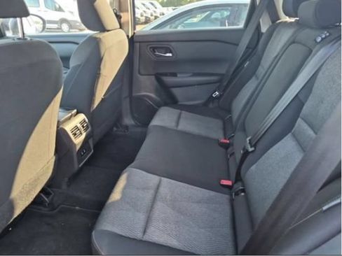 Used 2025 Nissan Rogue SV AWD/4WD image 7