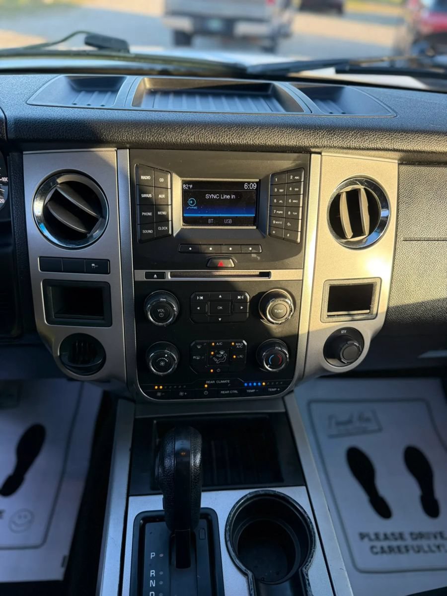 Used 2017 Ford Expedition XLT RWD image 13
