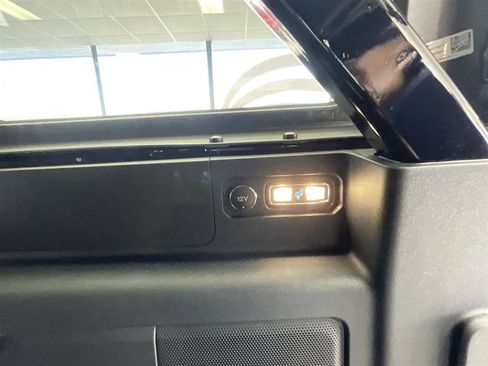 Used 2025 Ford Bronco Outer Banks image 25