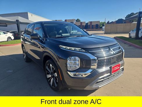 Used 2025 Mitsubishi Outlander AWD image 9