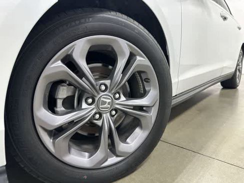 Used 2024 Honda Accord EX image 27
