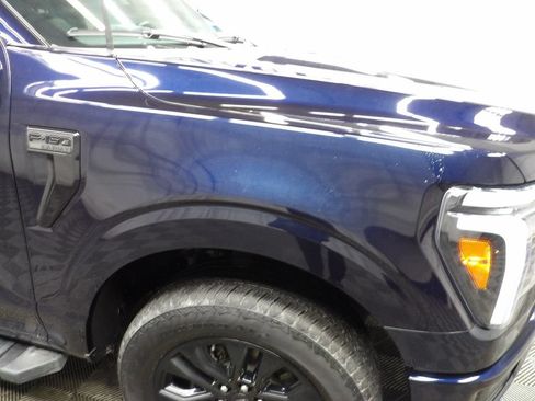 Used 2025 Ford F150 Lariat AWD/4WD image 32