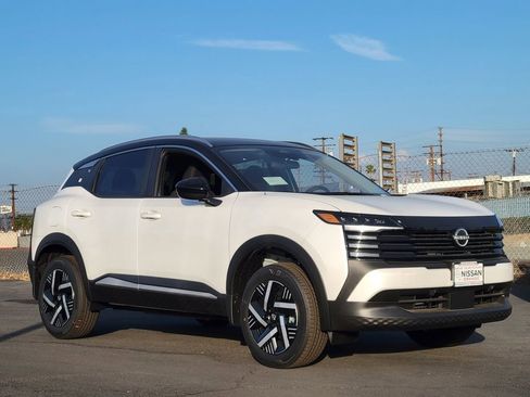 New 2026 Nissan Kicks SV w/ SV Premium Package image 20