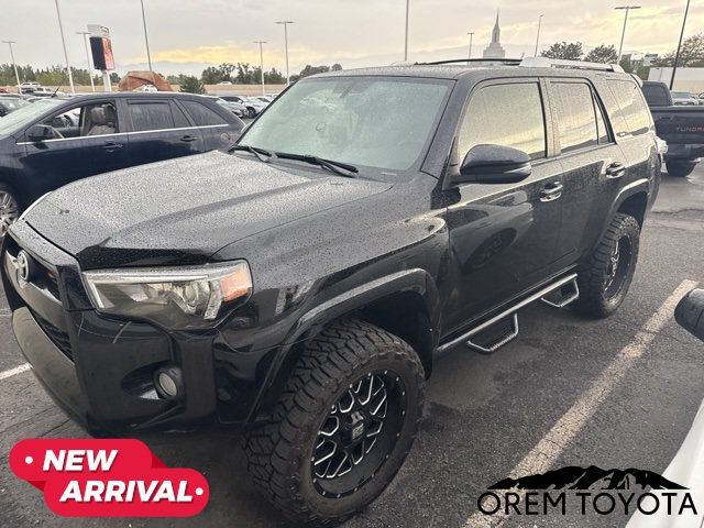 Used 2018 Toyota 4Runner SR5 Premium AWD/4WD image 7