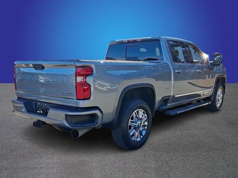 Used 2024 Chevrolet Silverado 2500 High Country w/ High Country Premium Package image 4