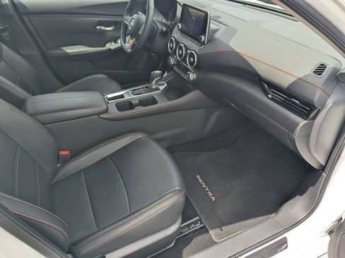 Certified 2023 Nissan Sentra SR w/ SR Premium Package FWD image 12