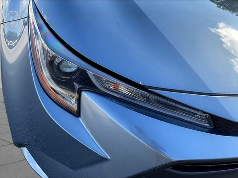 Used 2025 Toyota Corolla LE FWD image 27