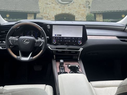 Certified 2024 Lexus RX 350 w/ Convenience Package AWD/4WD image 15