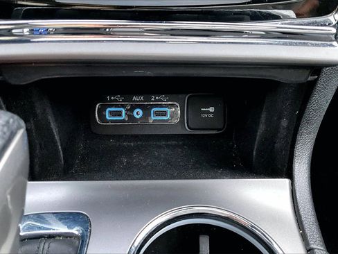 Certified 2022 Jeep Grand Cherokee Limited image 18