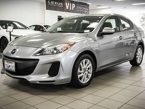 Used 2013 MAZDA MAZDA3 i Touring FWD image 2
