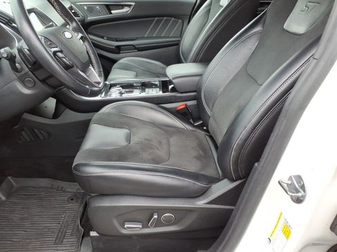 Used 2019 Ford Edge ST w/ Equipment Group 401A image 13