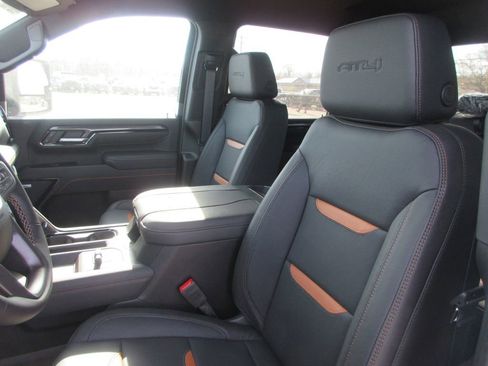 New 2026 GMC Sierra 2500 AT4 image 12
