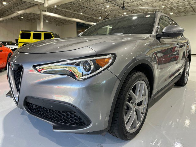 Used 2018 Alfa Romeo Stelvio Ti Sport AWD/4WD image 19