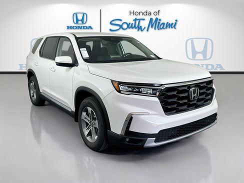 New 2025 Honda Pilot EX-L image 1
