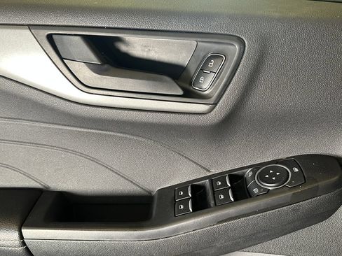Used 2025 Ford Escape Active w/ Cold Weather Package AWD/4WD image 19
