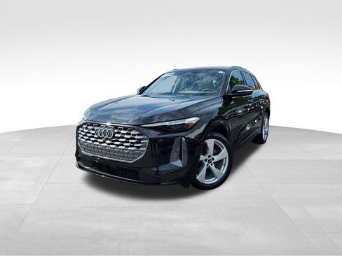 Used 2025 Audi Q5 Prestige AWD/4WD image 3