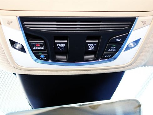 Used 2023 Acura MDX FWD w/ Technology Package image 28