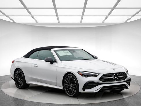 New 2026 Mercedes-Benz CLE 300 4MATIC Cabriolet image 5