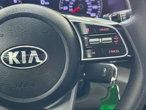 Used 2020 Kia Forte LXS FWD image 33