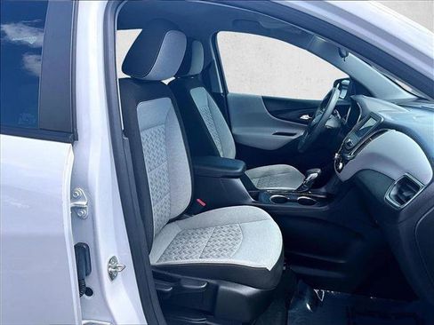 Certified 2024 Chevrolet Equinox LS image 9