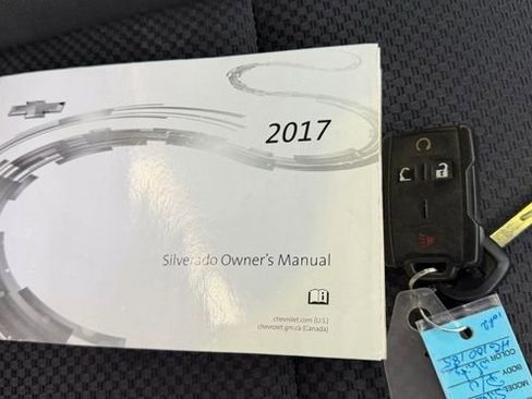 Used 2017 Chevrolet Silverado 1500 LT w/ All Star Edition image 39