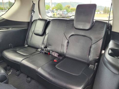 Used 2017 Nissan Armada Platinum w/ Captain Seat Package RWD image 12