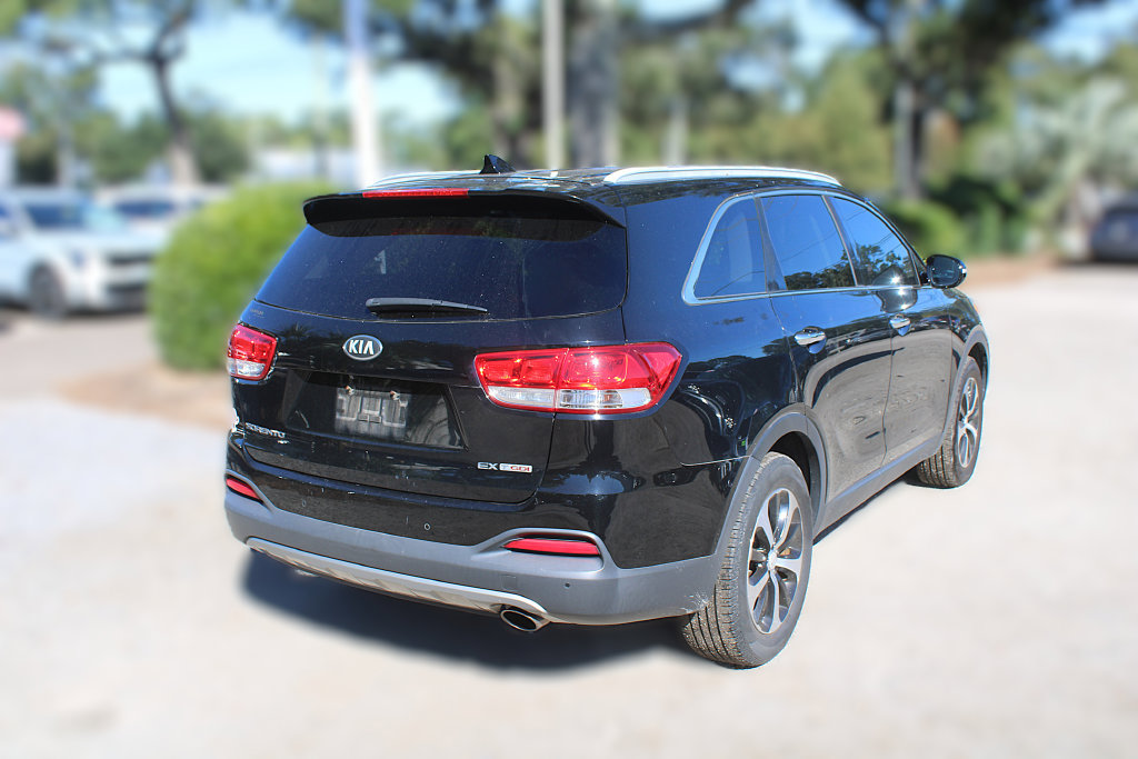 Used 2016 Kia Sorento EX FWD image 7